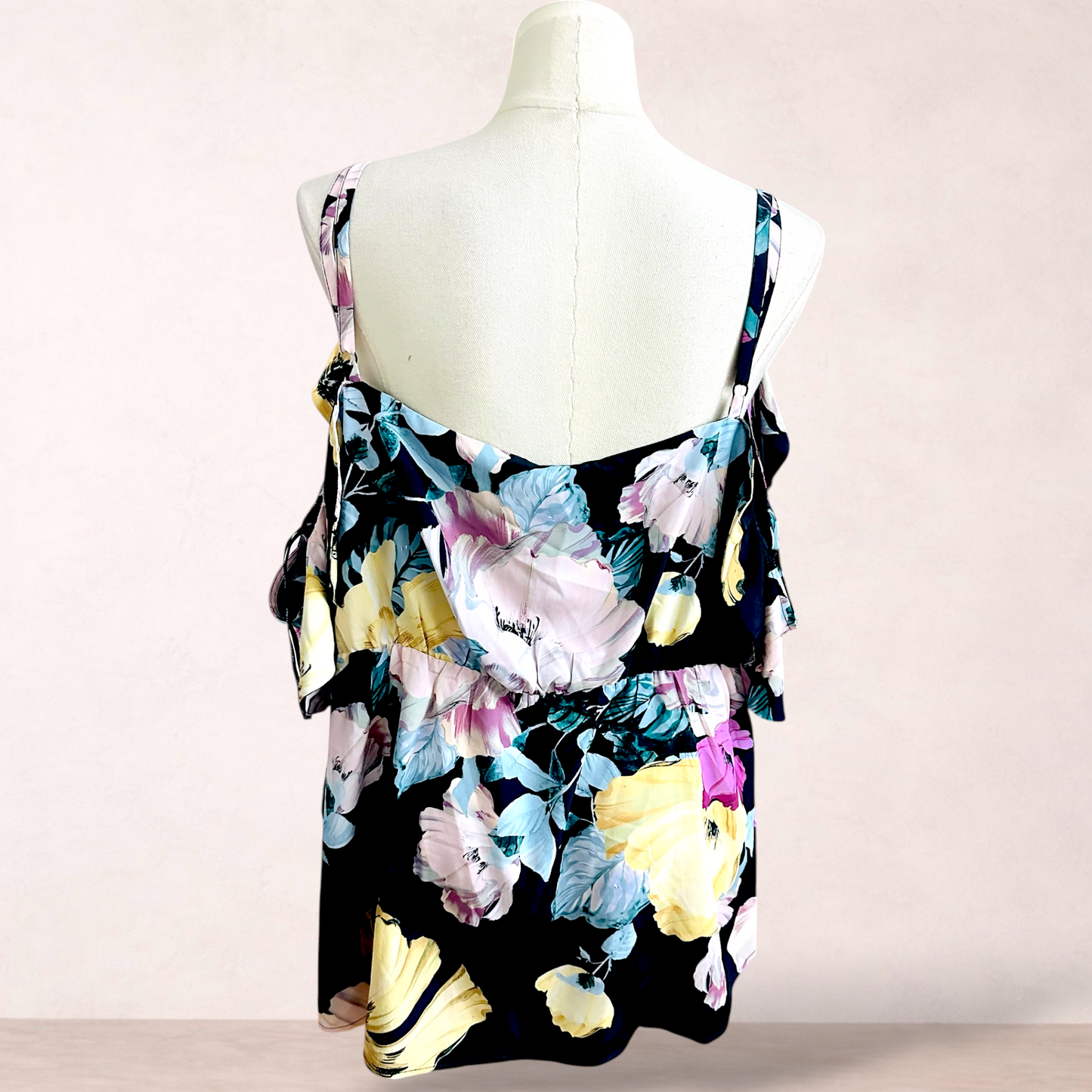City Chic Floral Cold Shoulder Top | Plus Size XXL/24