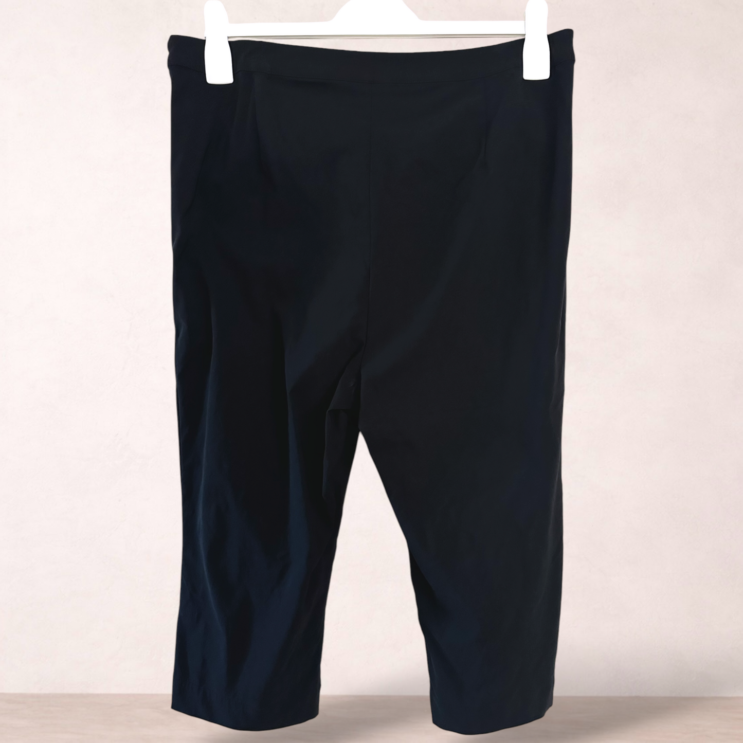 Seed Heritage Black Capri Pants | Size 16
