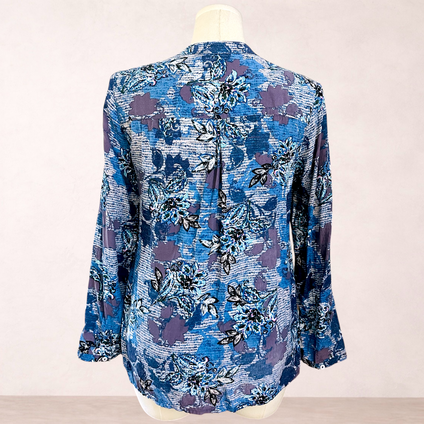 Blue Illusion Blue Floral Top | Size L/14