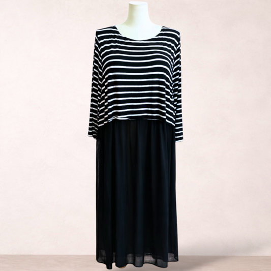 Taking Shape 3/4 Sleeve Midi Dress | Plus Size 24