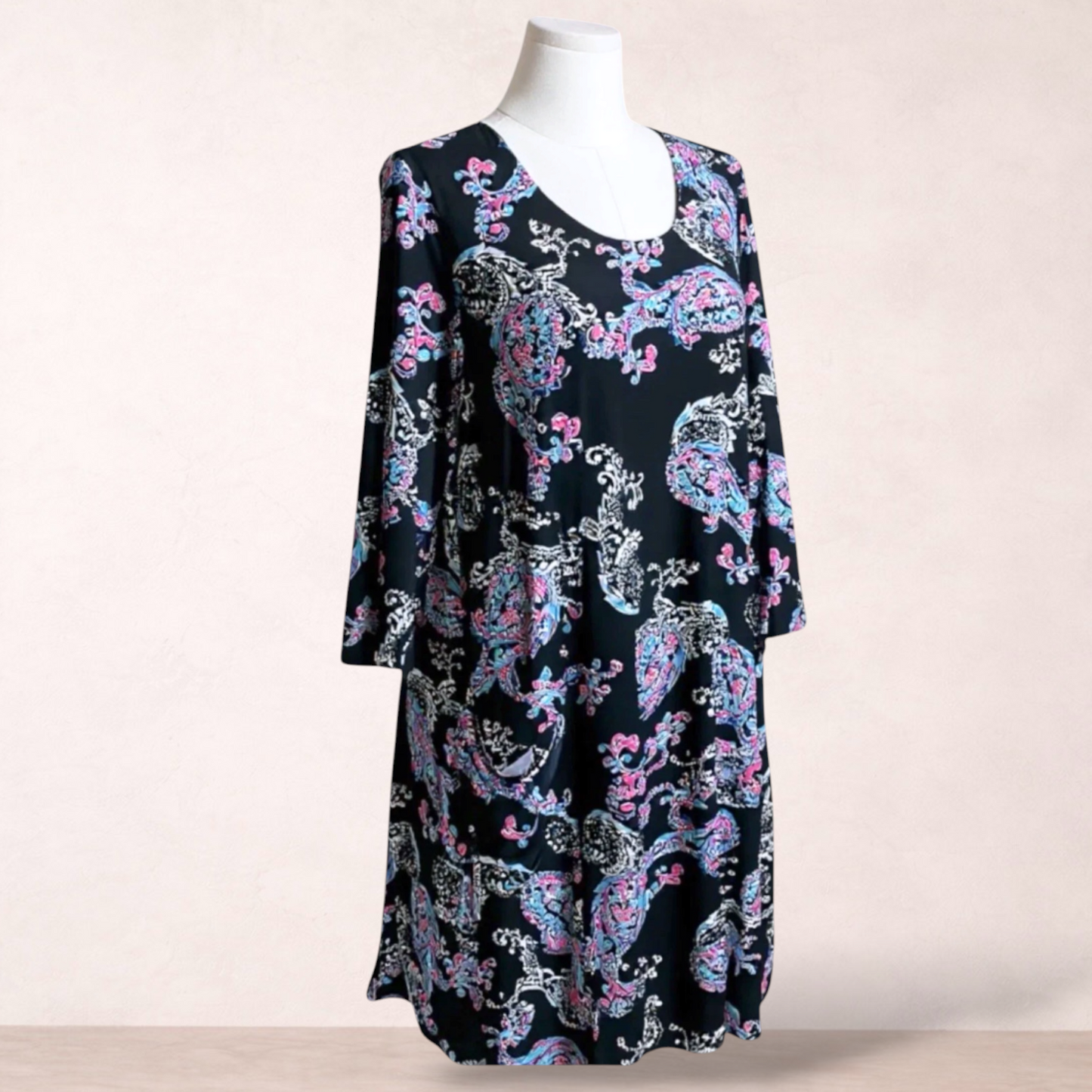 Taking Shape Black Paisley Dress | Plus Size 20-22