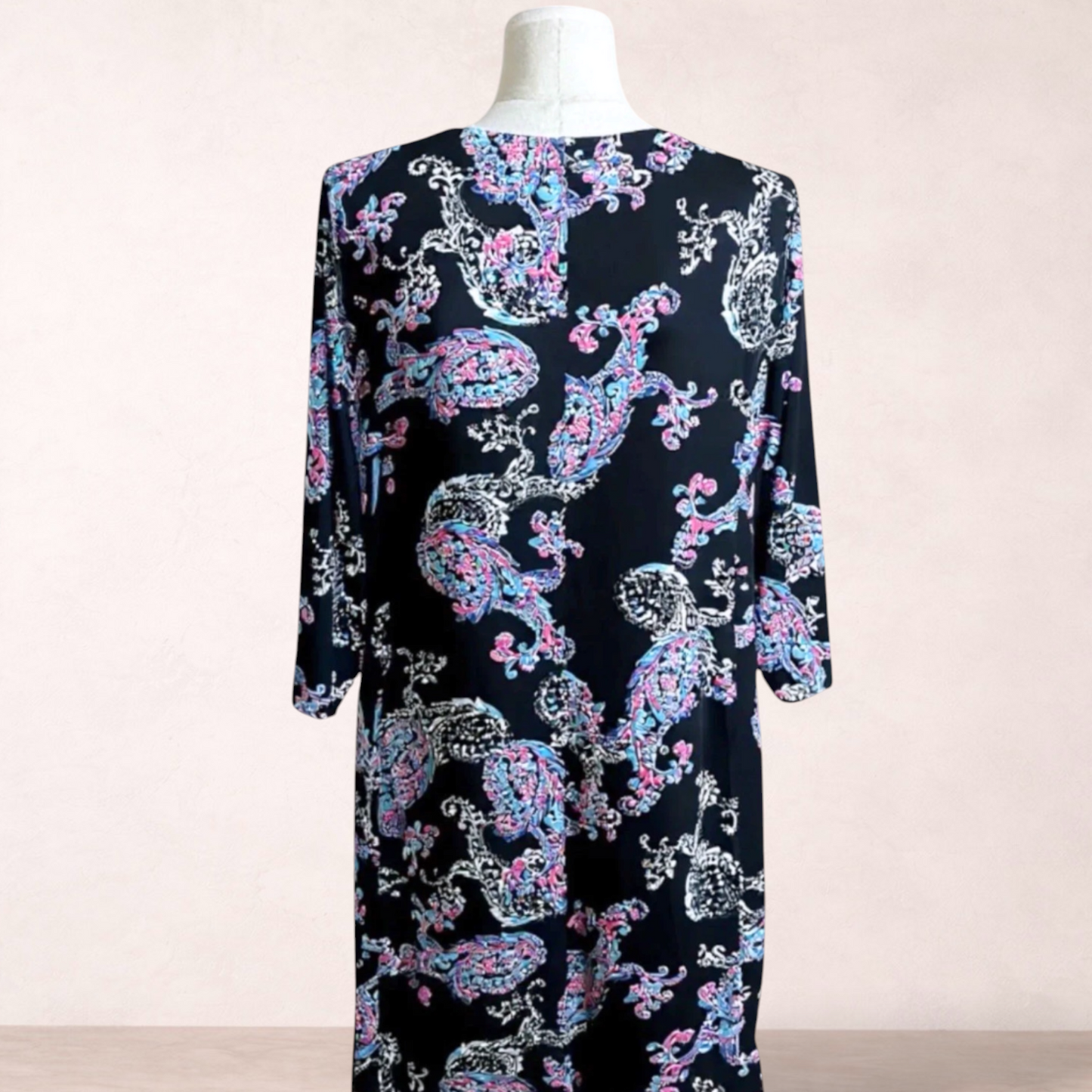 Taking Shape Black Paisley Dress | Plus Size 20-22