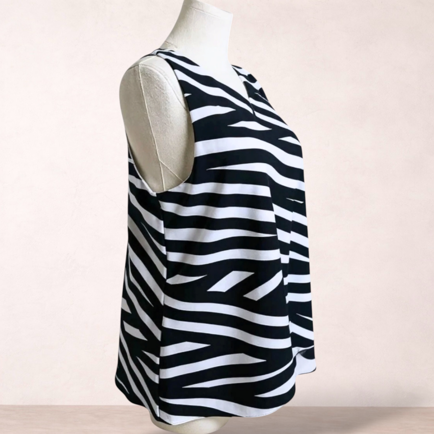 Witchery Black & White Striped Top | Size 16