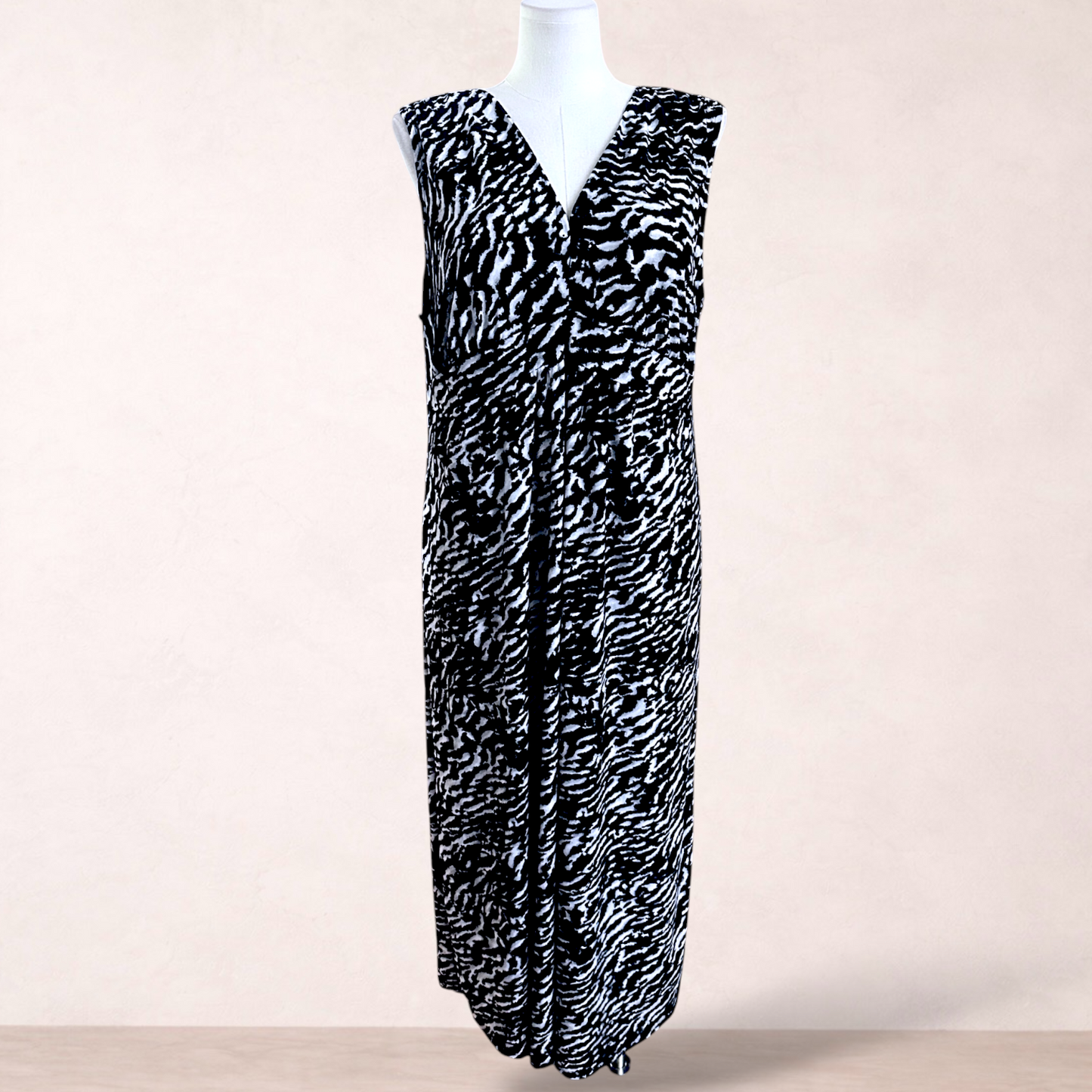 Avella Animal Print Maxi Dress | Plus Size 22