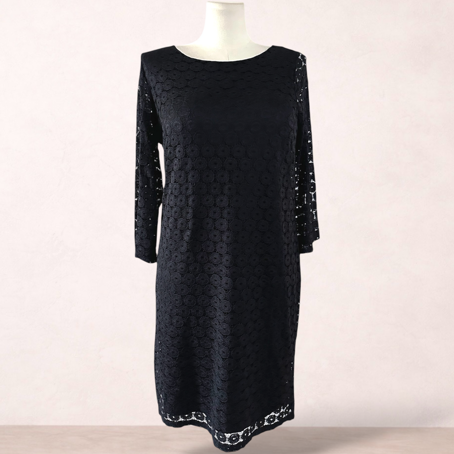 Capture Black Lace Knee Length Dress | Size 16