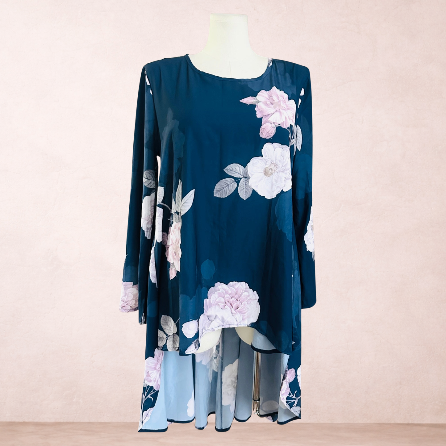 Vine Apparel Navy Blue Floral Tunic | Size 16