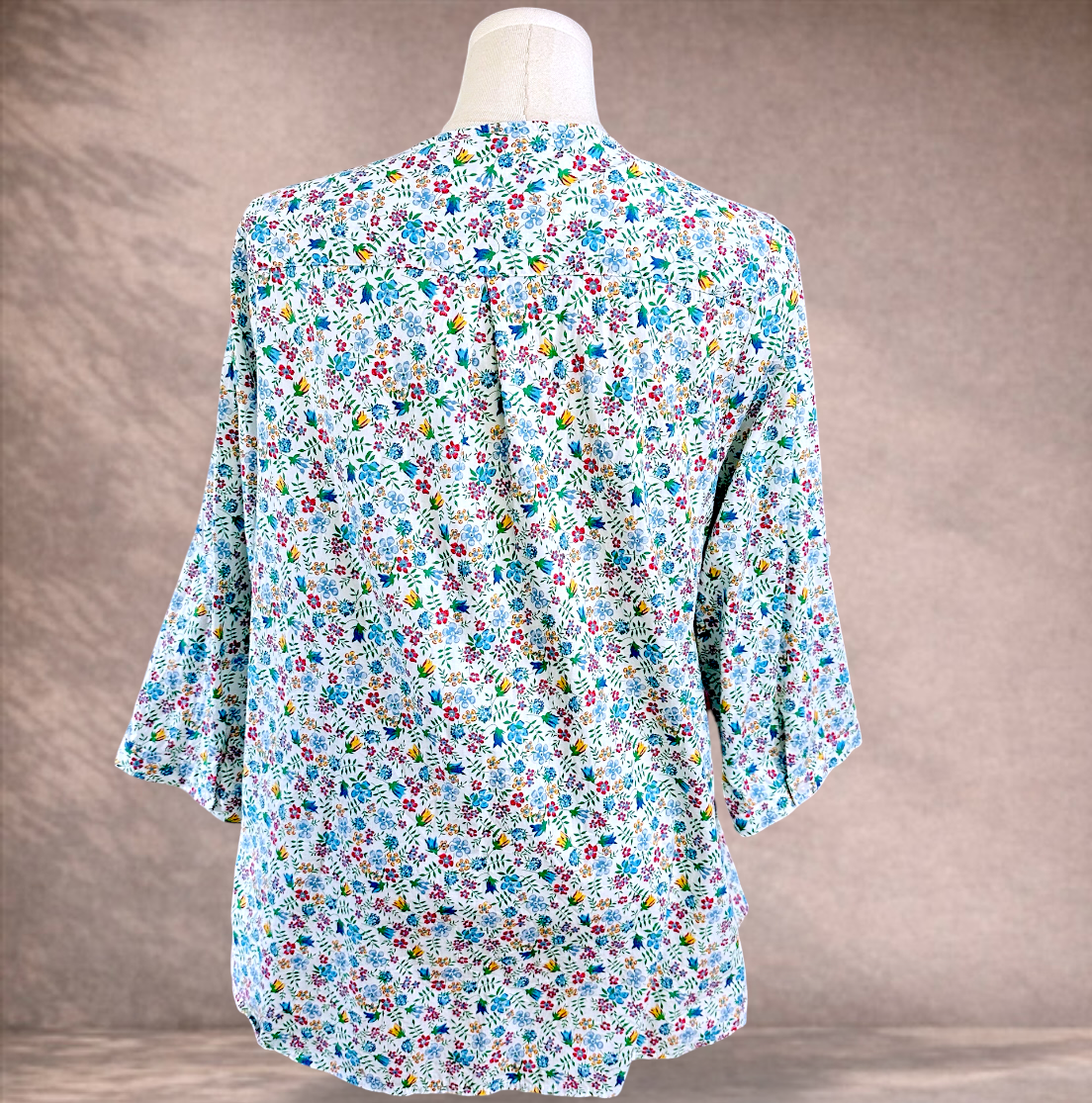 Curvaceous Floral Boho Pintuck Top | Plus Size M 18/20
