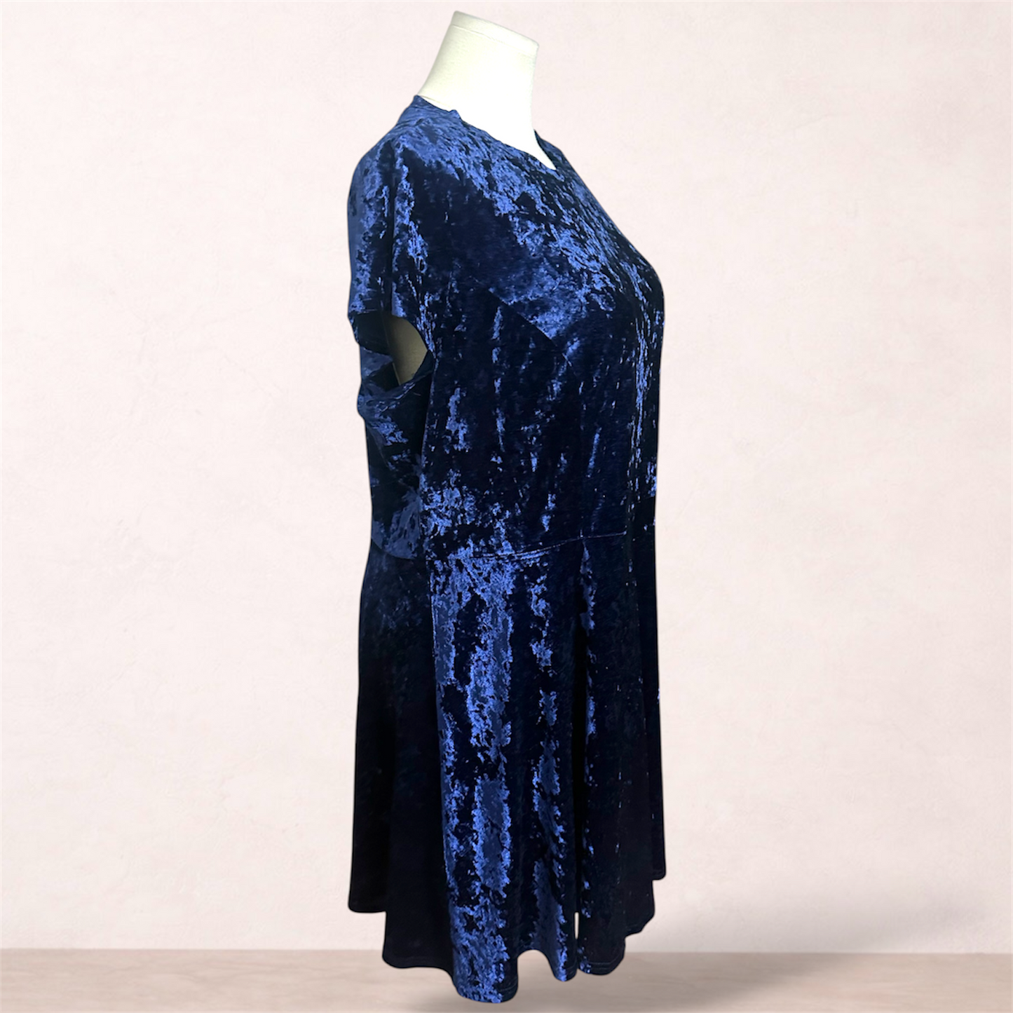 Fox + Royal Crushed Velvet Dress | Plus Size 3X/20
