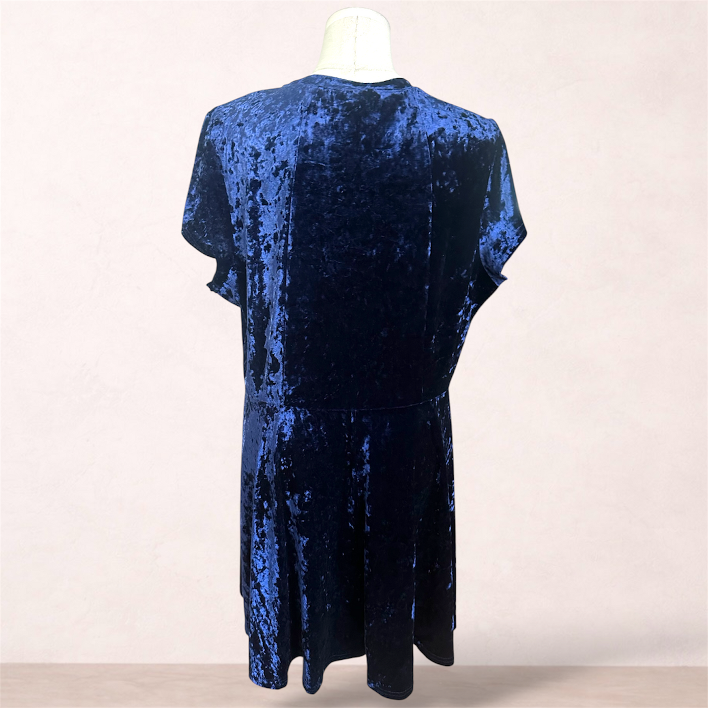 Fox + Royal Crushed Velvet Dress | Plus Size 3X/20