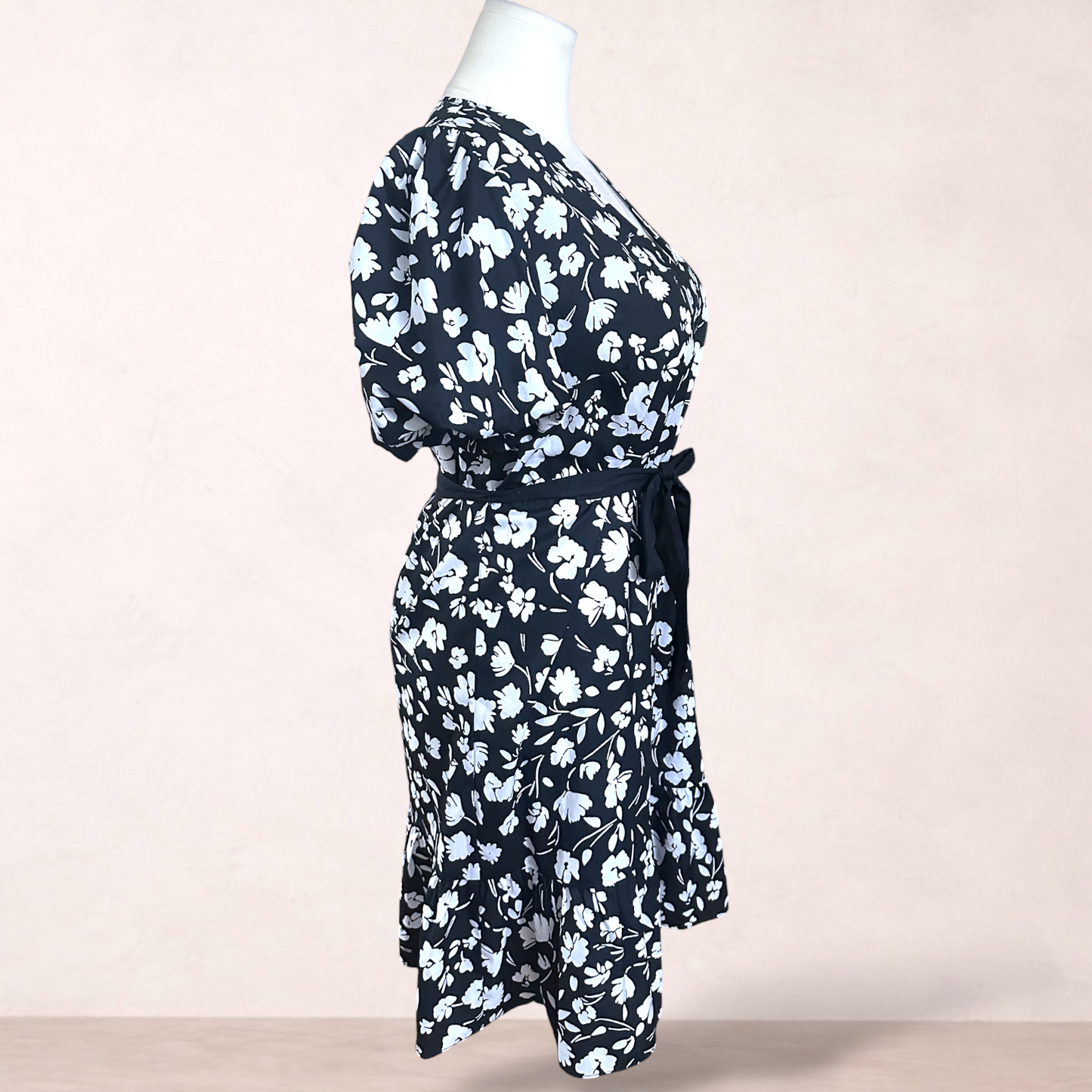 Khoko Smart Black Floral Dress | Size 16