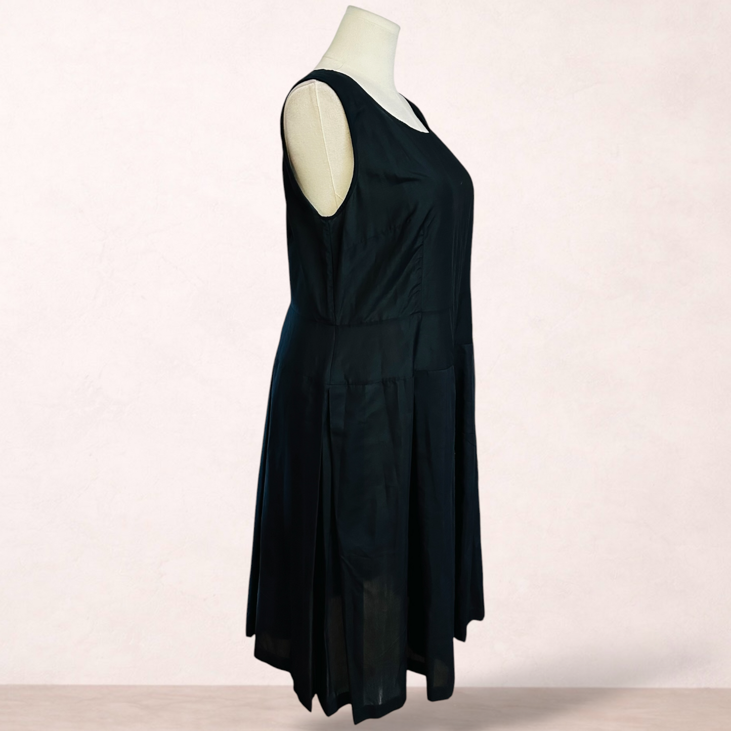 Megan Salmon Black Silk & Cotton Voile Midi Dress | Size 20