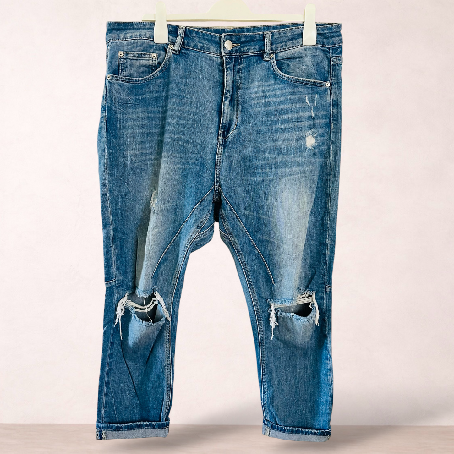 Decjuba Ripped Boyfriend Jeans | Size 14