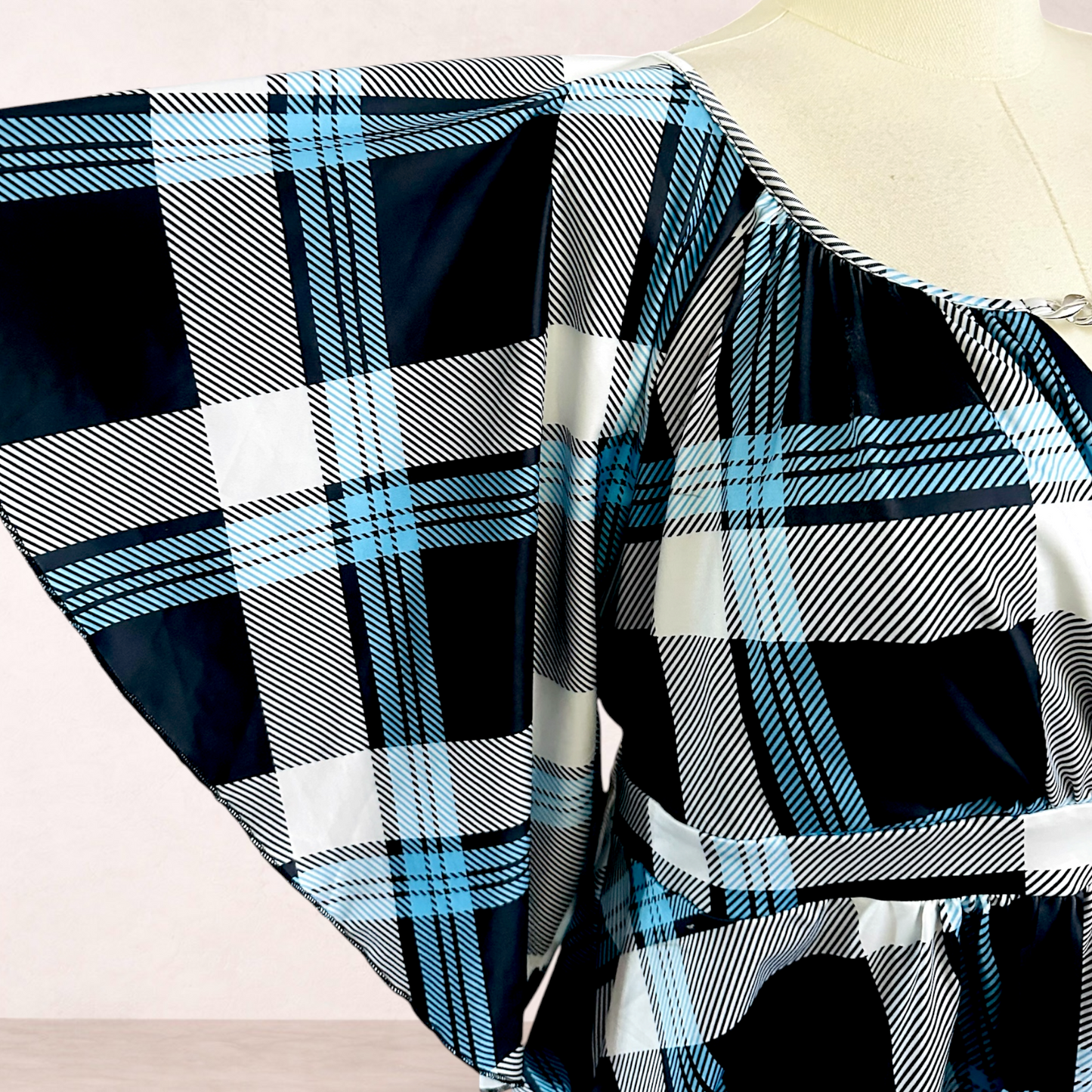 Shein Curve Check Tunic Top | Plus Size 4XL/24