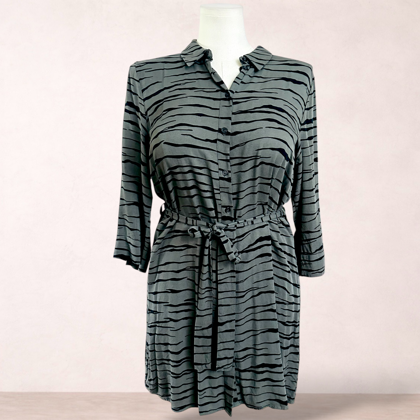 Jeanswest Zebra Print Shirt Dress | Size 14
