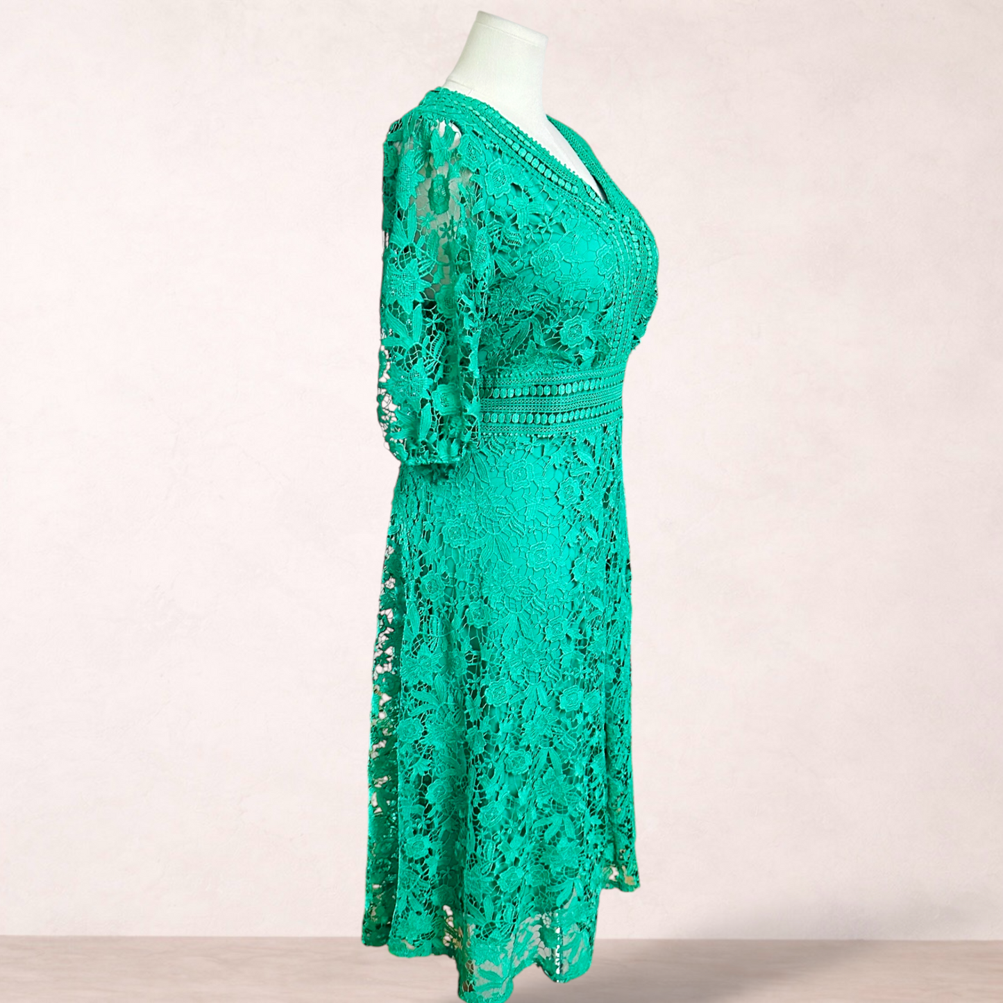 Taking Shape Green Lace Midi Dress | Plus Size 18