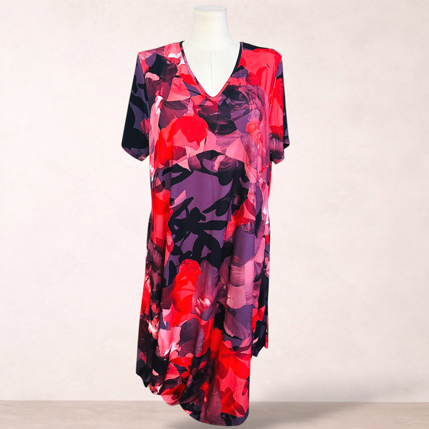 Taking Shape Floral Drape Midi Dress | Plus Size L 20/22