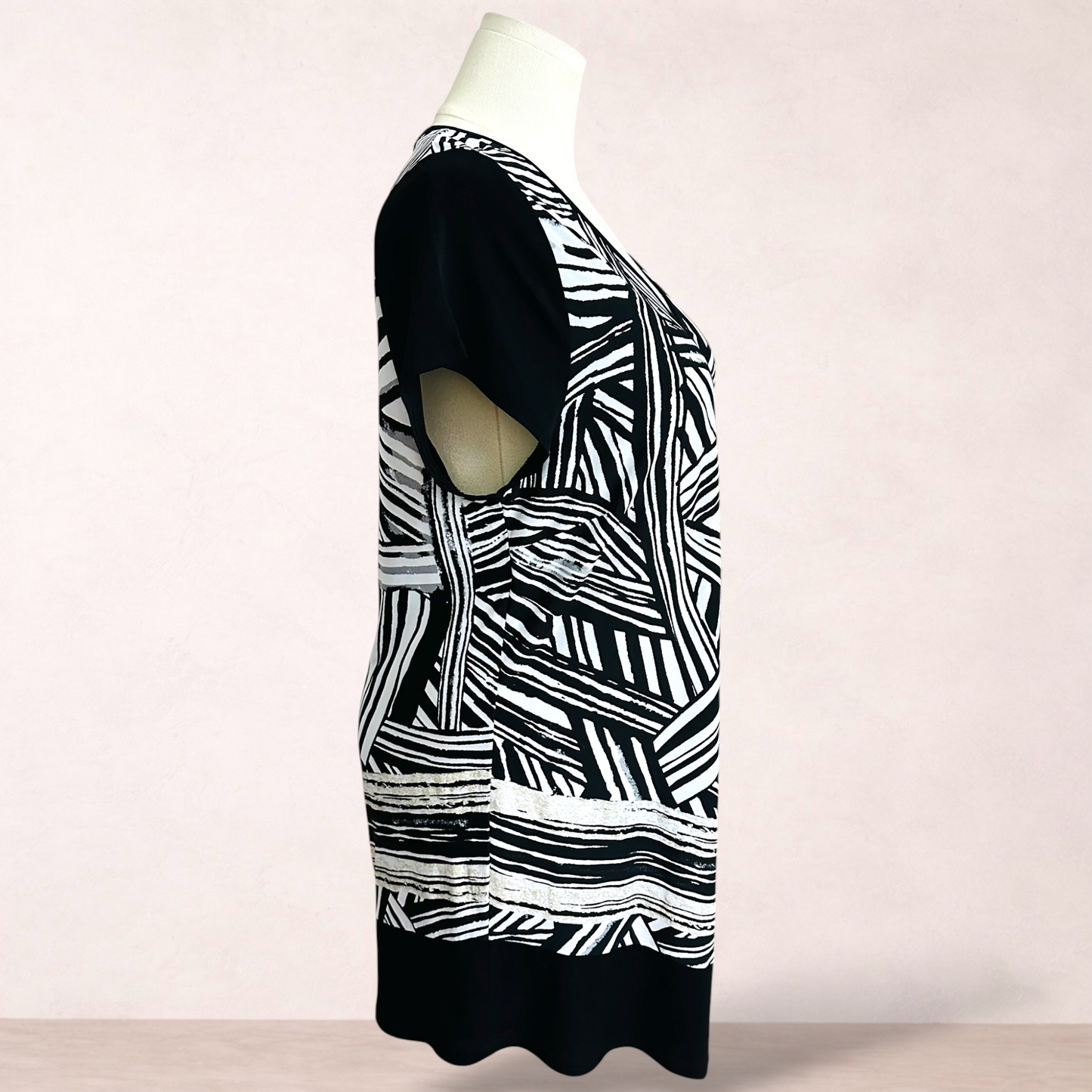 Taking Shape Abstract Print Tunic | Plus Size S 16/18