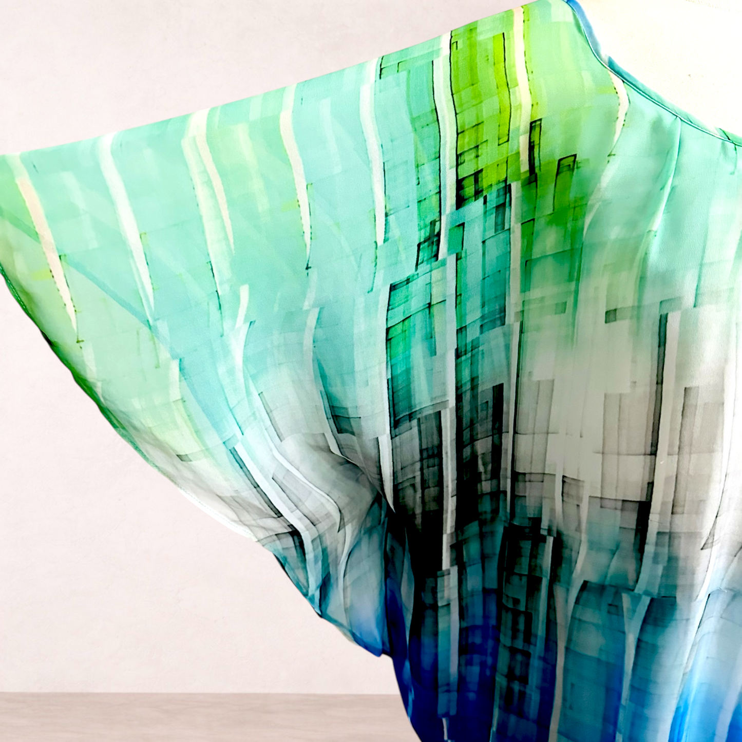 Beme Ombre Kaftan Tunic Top | Plus Size 16