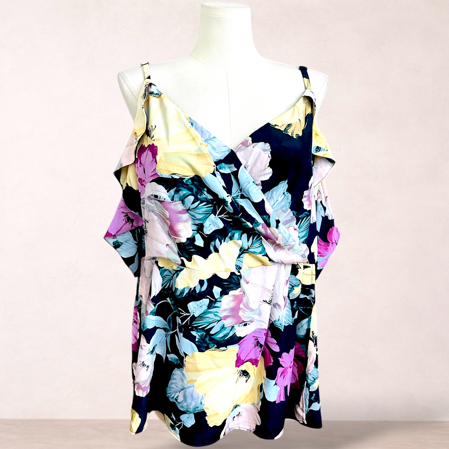 City Chic Floral Cold Shoulder Top | Plus Size XXL/24