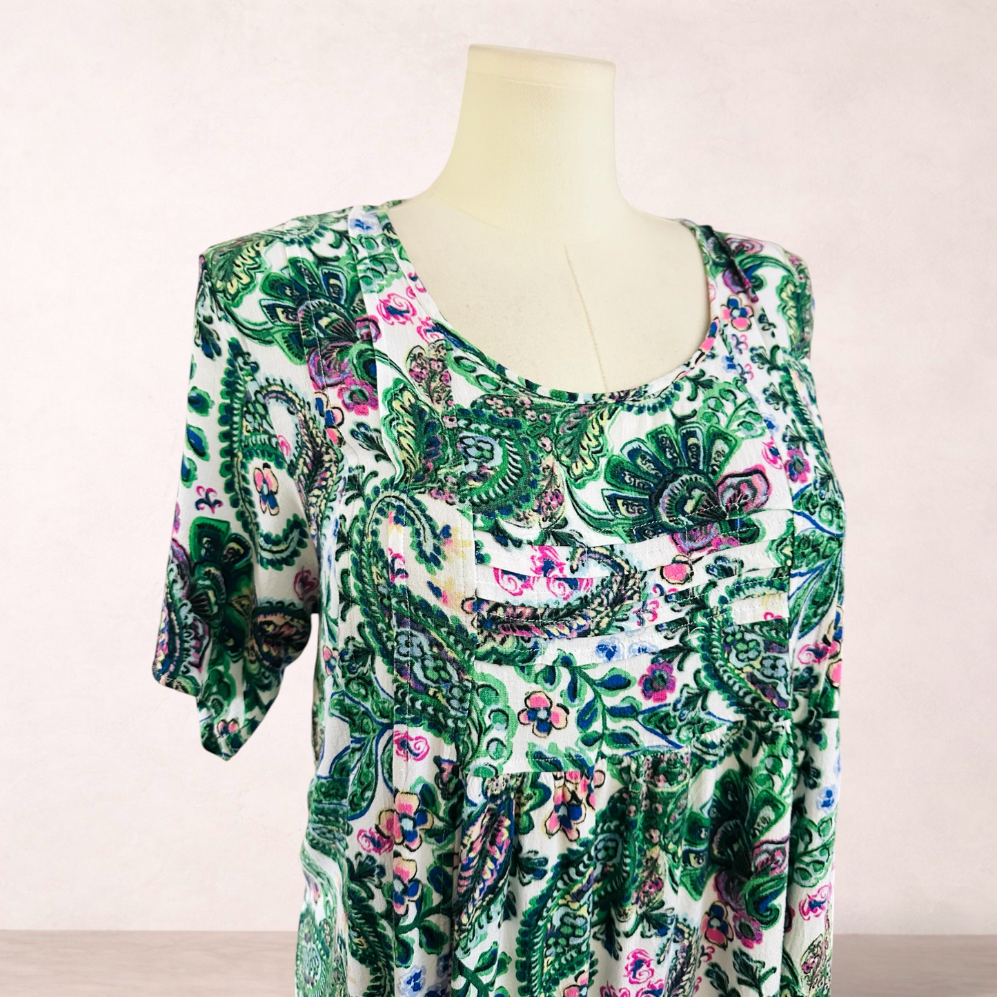 Taking Shape Paisley Floral Top | Plus Size 16
