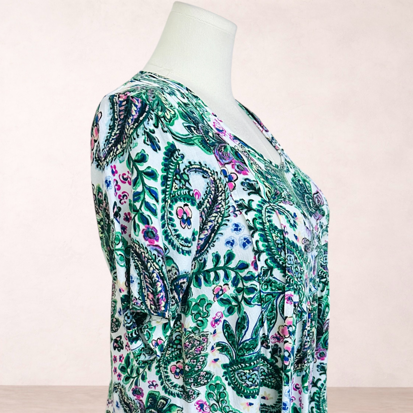 Taking Shape Paisley Floral Top | Plus Size 16