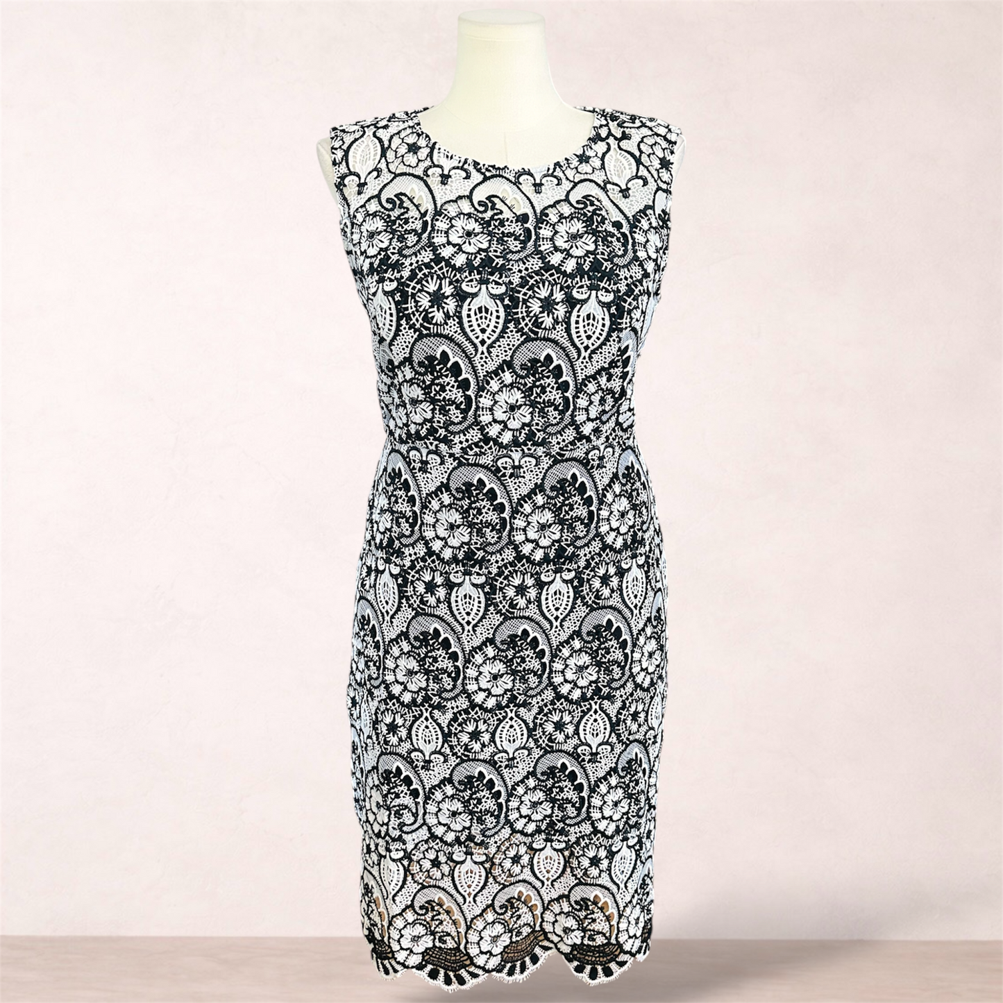 Jacqui Black & White Lace Midi Dress | Size 16