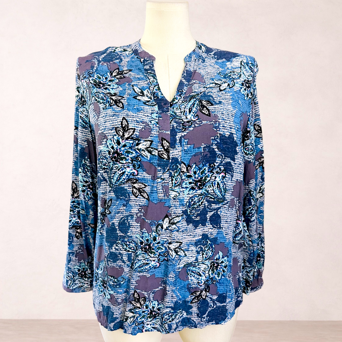 Blue Illusion Blue Floral Top | Size L/14