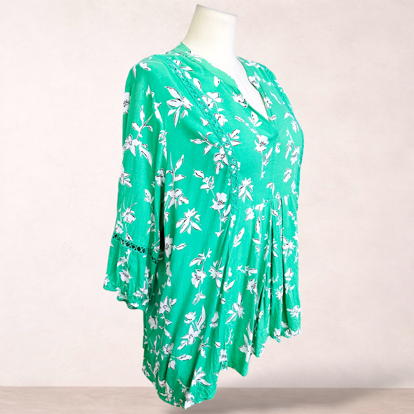 Taking Shape Green Floral Boho Top | Plus Size 22