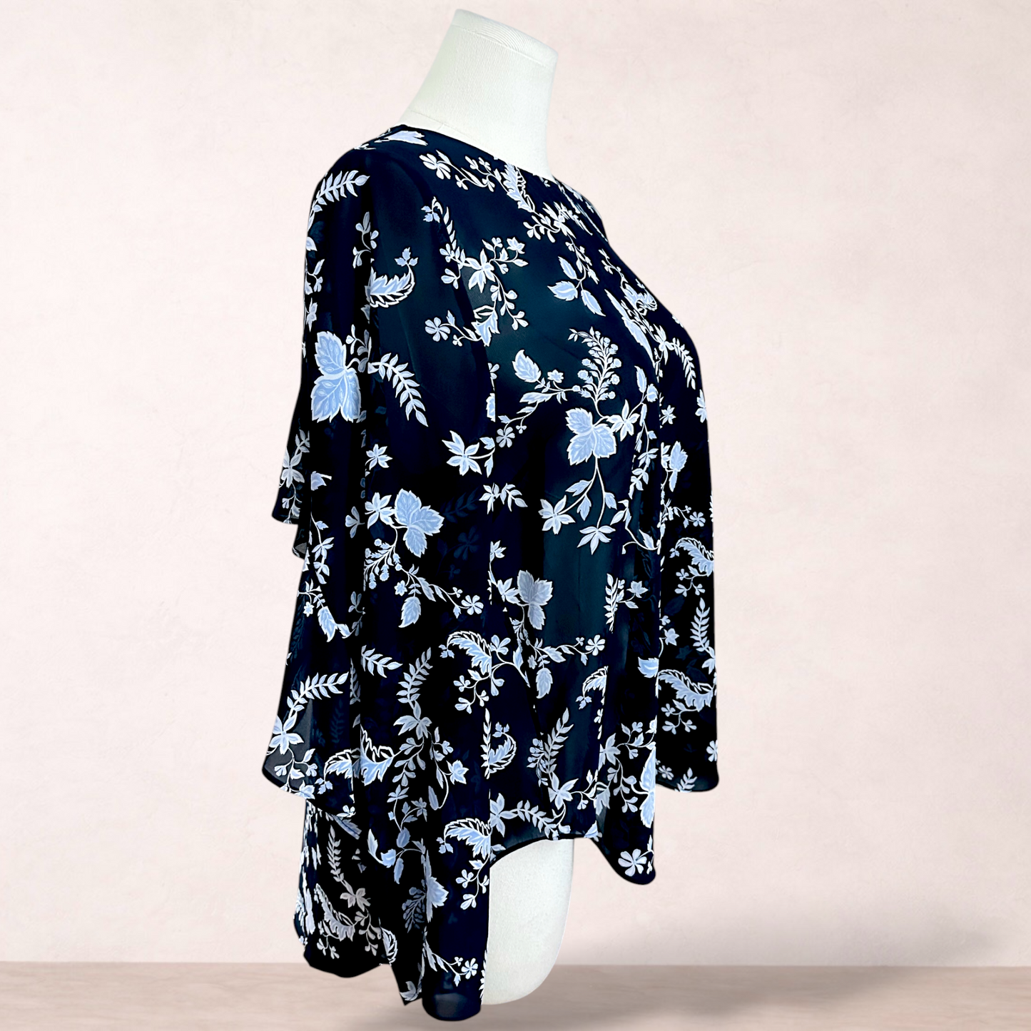 Witchery Navy & White Floral Blouse Top | Size 16